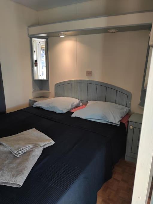 Mobil-Home Dans Un Beau Cadre A 15 Km Des Plages. Lunel  Luaran gambar